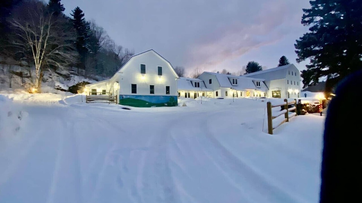 Wilmington House | Luxury 2 Bedroom Lodge Unit 302