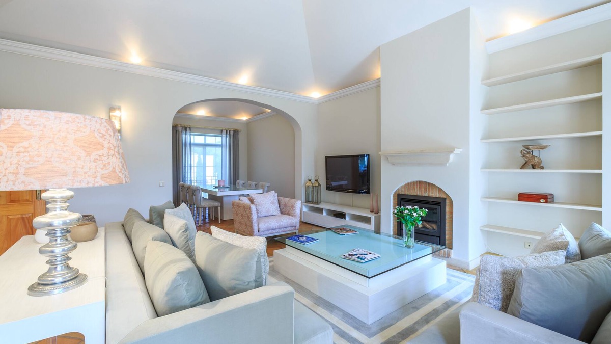Almancil Apartment | Luxury 2 bedrooms apartment, with golf view close to Quinta do Lago beach