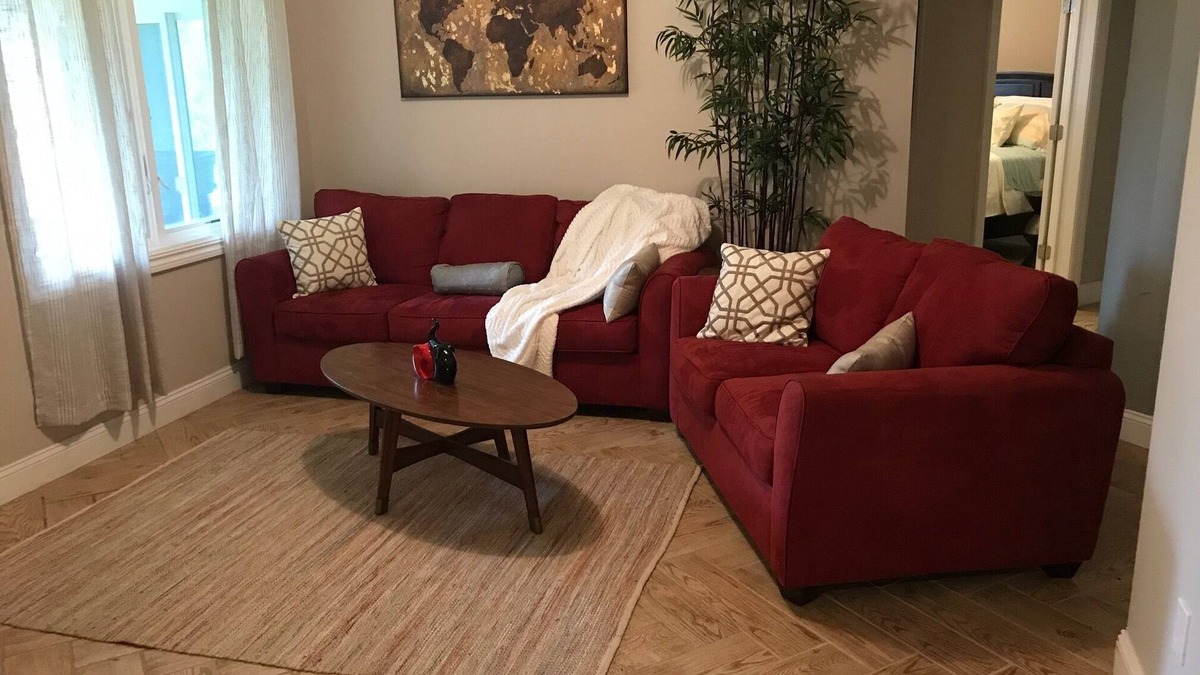 Yonkers Apartment | Luxury 2bdr garden apartment, beautiful modern decor, minutes from NYC