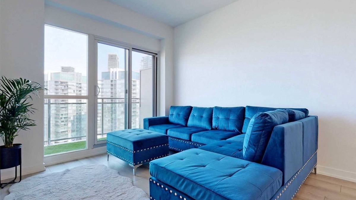 Humber Bay Condo | Luxury 2BDR Private Condo in Lakeshore Toronto