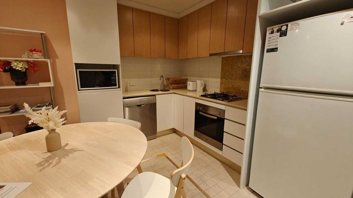 Adelaide Central Business District Apartment | Luxury 2BR apartment in the heart of CBD