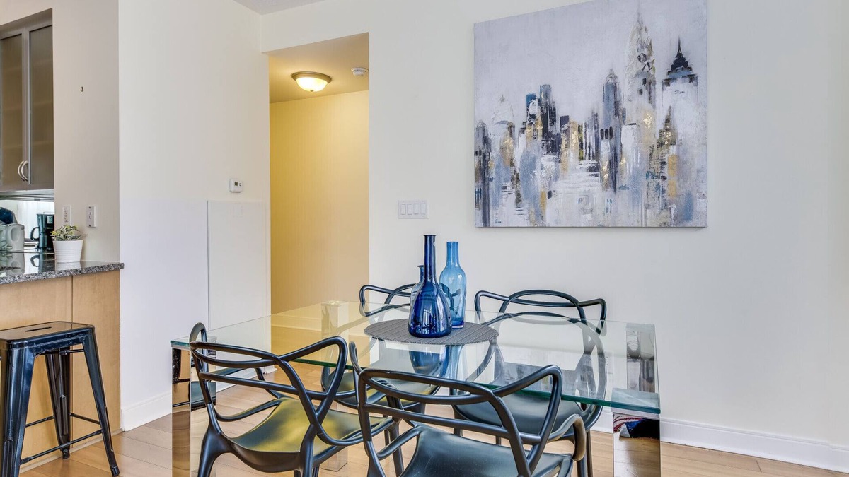 Yorkville Condo | Luxury 2BR Condo in Yorkville with Parking!