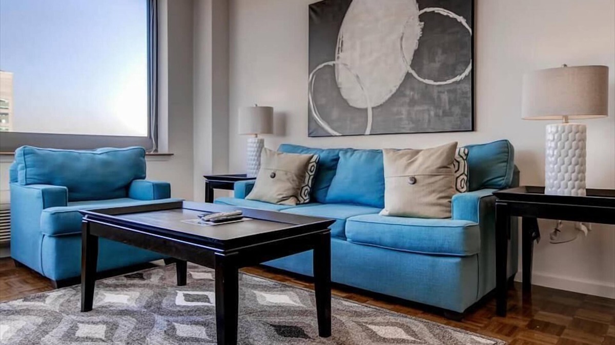 Hudson Exchange Apartment | Luxury 2BR | Full Kitchen | Steps from PATH | by GLS