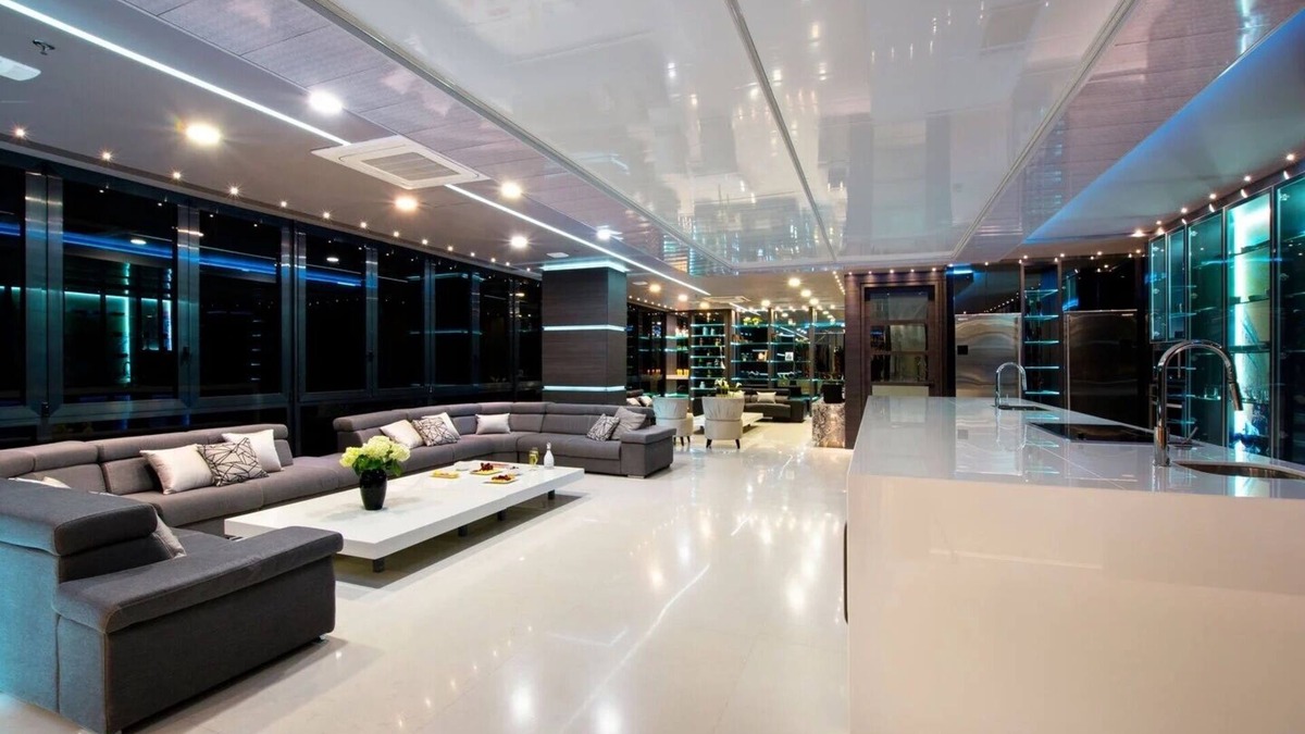 Popular Apartment | Luxury 2BR Glass Penthouse right in Lleras Park