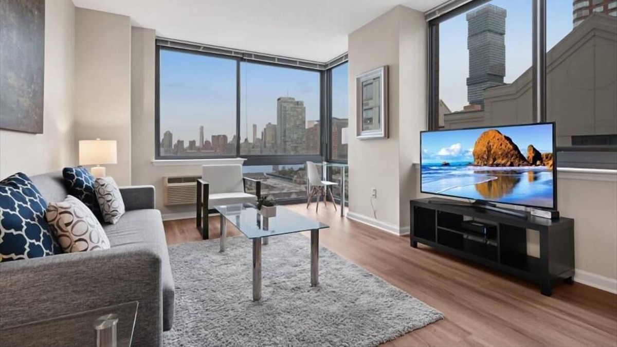Hudson Exchange Apartment | Luxury 2BR | Gym & Pool | Jersey City by GLS