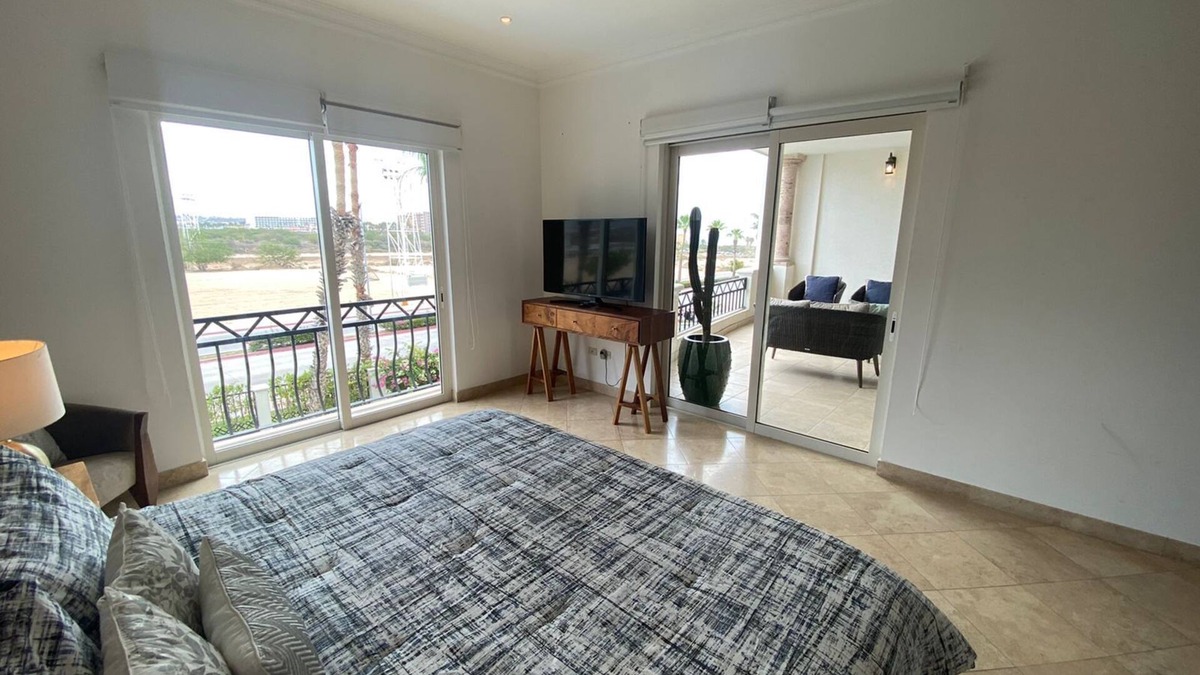 Bouvet Island Condo | Luxury 2br! Walk to the beach or downtown in 5 min