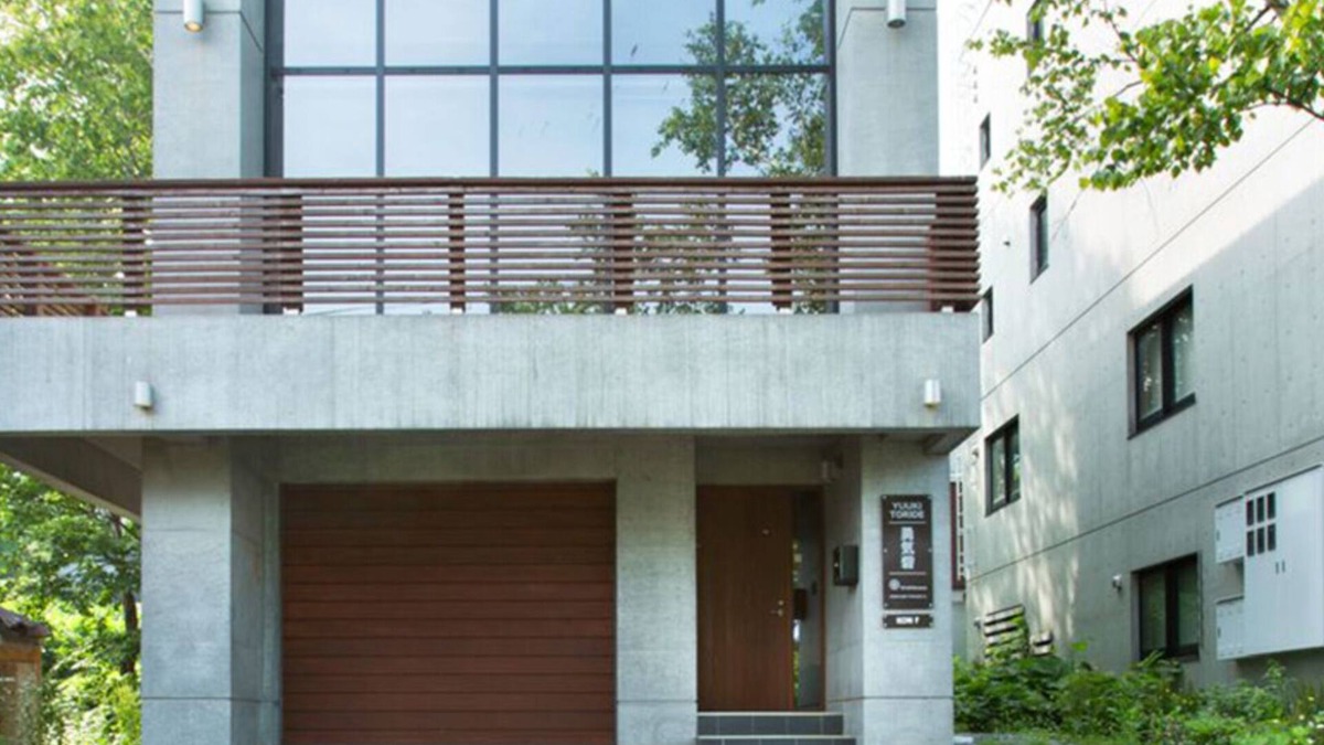 Hirafu House | Luxury 3 Bed Ski Chalet in Prime Location, Niseko Chalet 1001