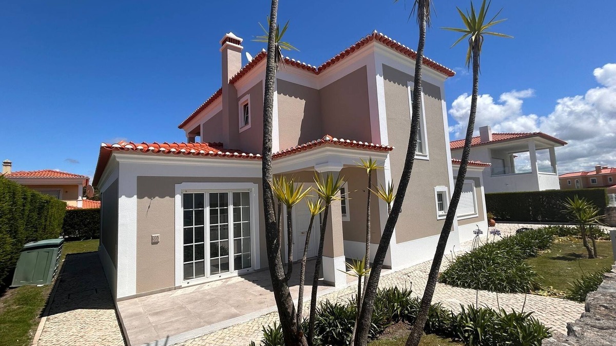 Praia del Rei Villa | Luxury 3 Bedroom Villa - Praia Del Rey With Large Private Heated Pool Near Beach