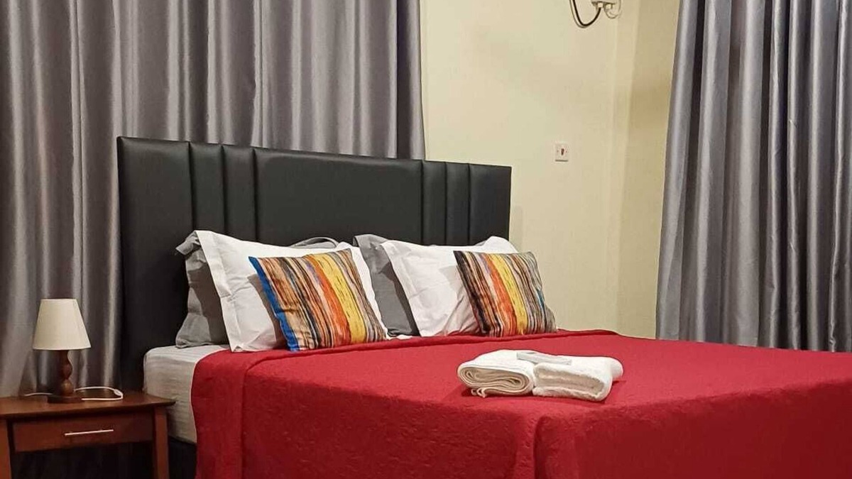 Mombasa House | Luxury 3-Bedroom Apt with Pool