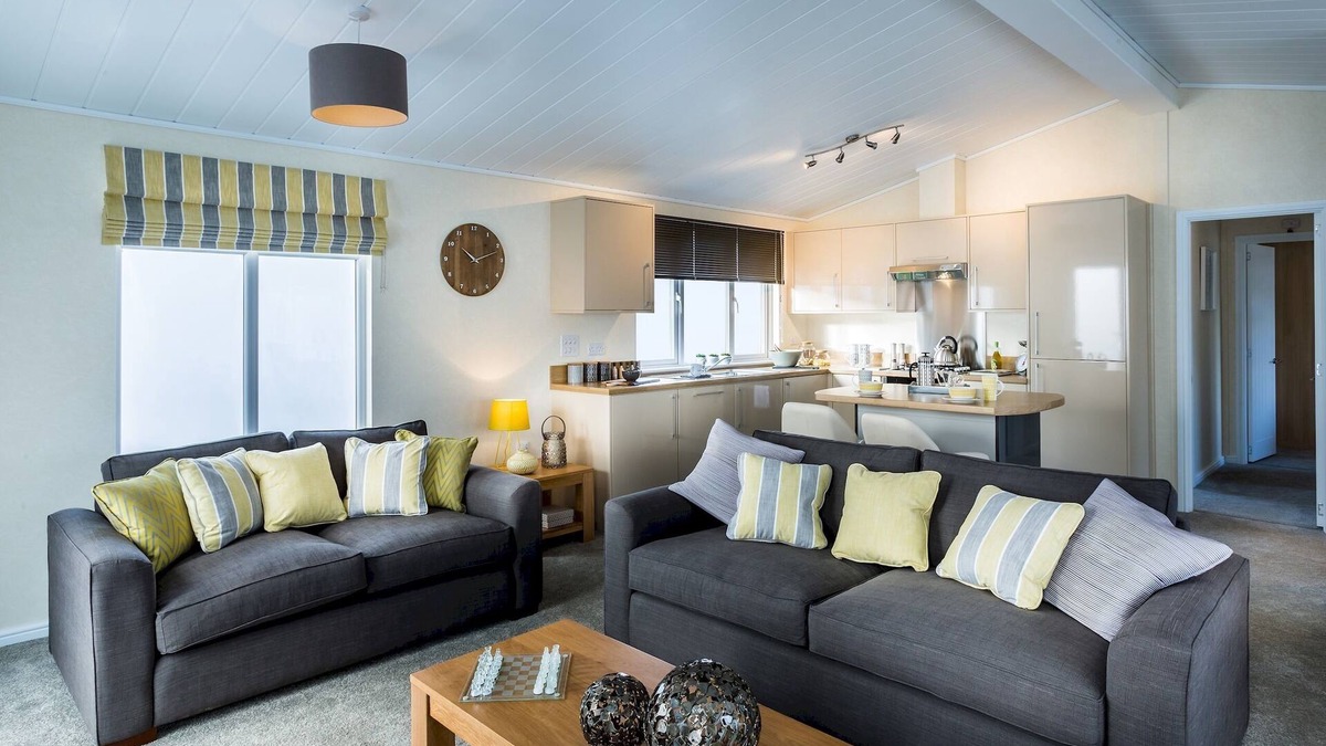 King's Lynn House | Luxury 3 Bedroom Lodge (sleeps 6)