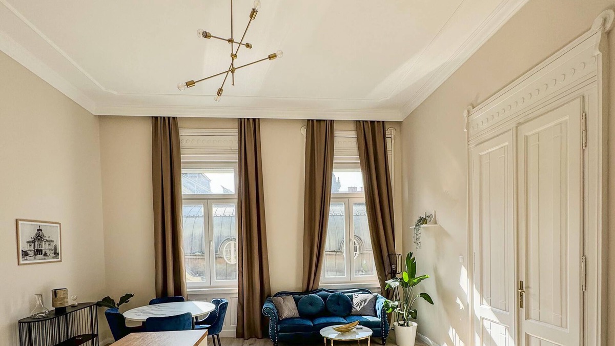 Ujlipotvaros Apartment | Luxury 3BR Apartment Near Basilica & Parliament