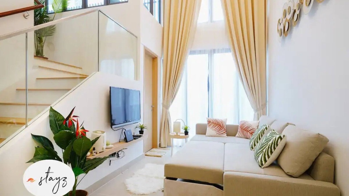 Kuala Lumpur City Centre Apartment | Luxury 3BR Duplex KL view/Infinity pool/Lug strg