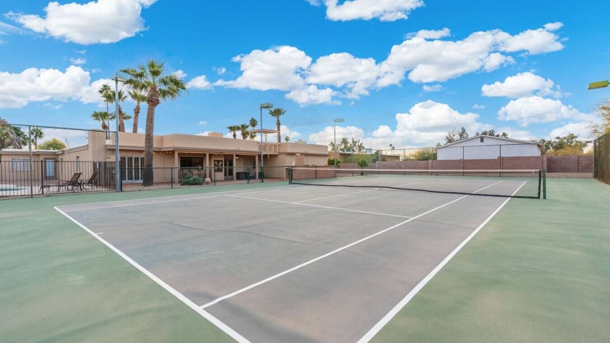 Shea North Estates House | Luxury 3BR Stay | Heated Pool, Tennis, Games & BBQ