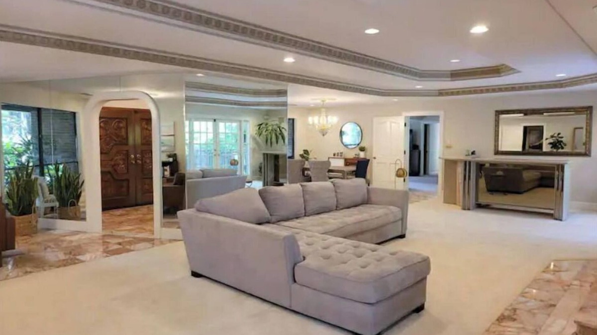 Alachua Villa | Luxury 3Level 6Bedroom Villa Nature Reserve Views