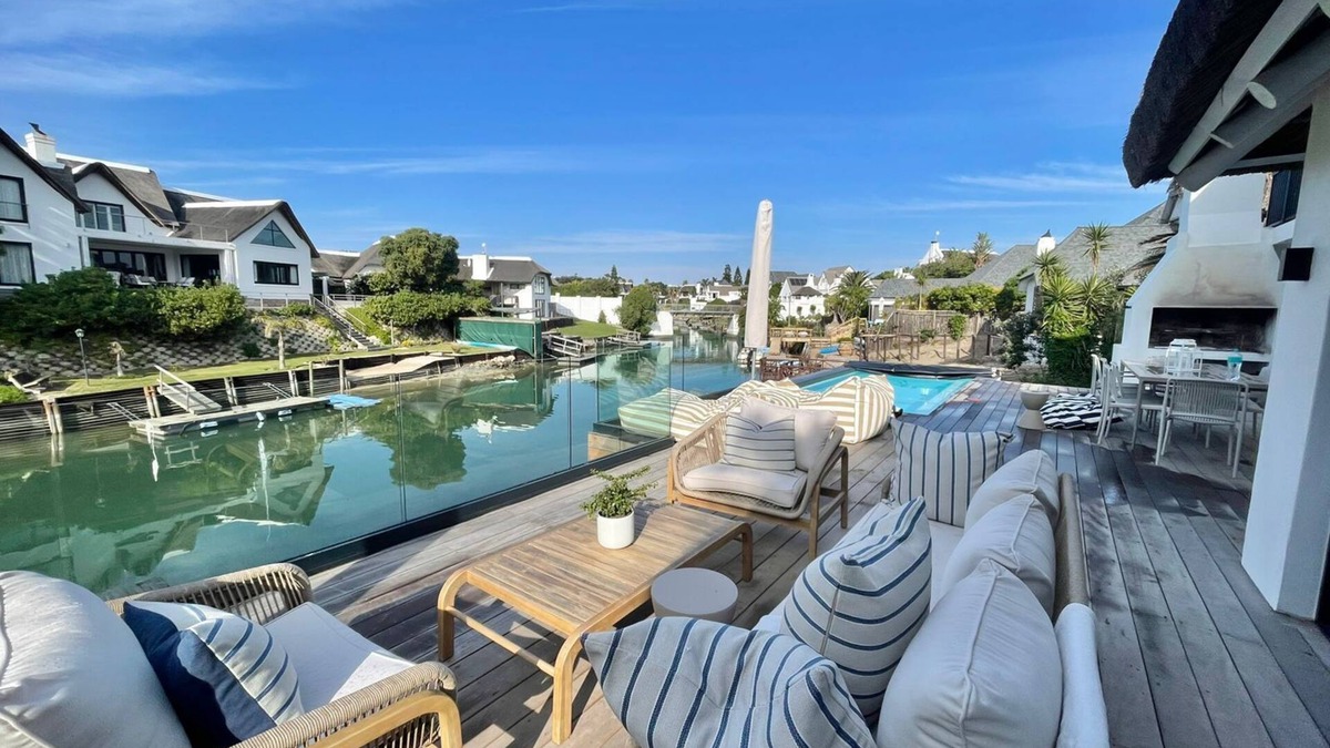 Saint Francis Bay Villa | Luxury 4-bedroom canal villa in Saint Francis Bay