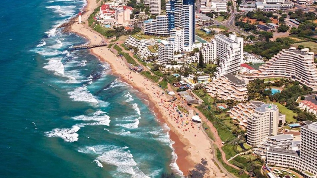Umhlanga Apartment | Luxury 4 Bedroom Apartment at Lagoon Drive Durban