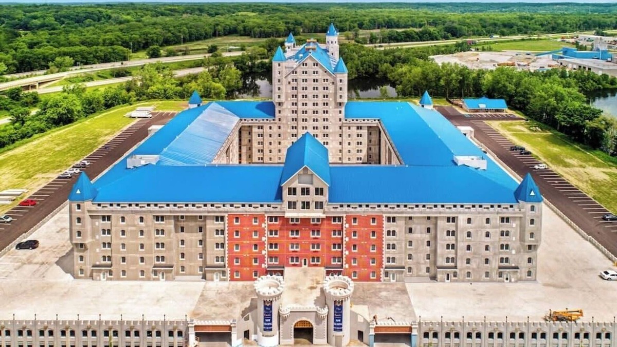 Grandville Apartment | Luxury 4BR/4BA Condos at The Grand Castle