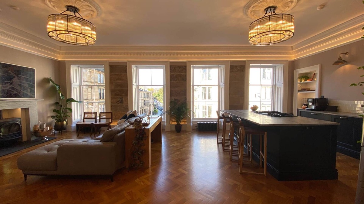 Glasgow Westend Apartment | Luxury 5 bedroom stay in the heart of the West End