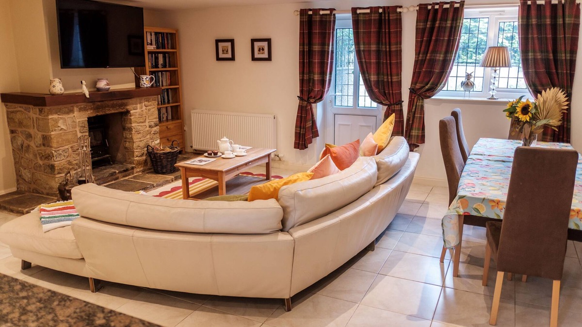 Knott End-on-Sea Cottage | Luxury 5 star cottage with 3 bedrooms
