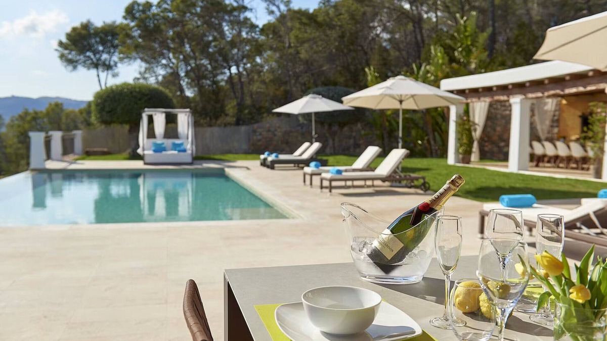 Sant Carles de Peralta Villa | Luxury 5BR Villa with Stunning Views, Ibiza Villa 1311