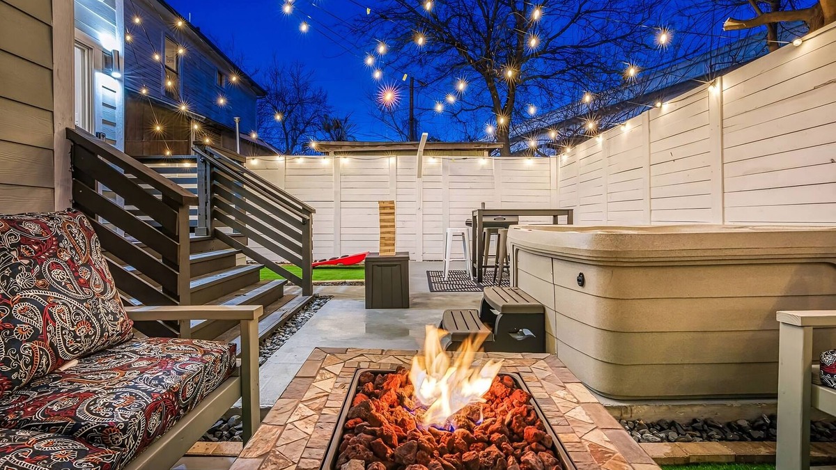 Five Points House | Luxury 6BR/5BA+ Hot Tub near DT