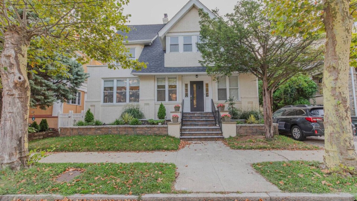 Atlantic City House | Luxury 6BR Beach Home, Sleeps 16 – 1.5 Blks to Beach