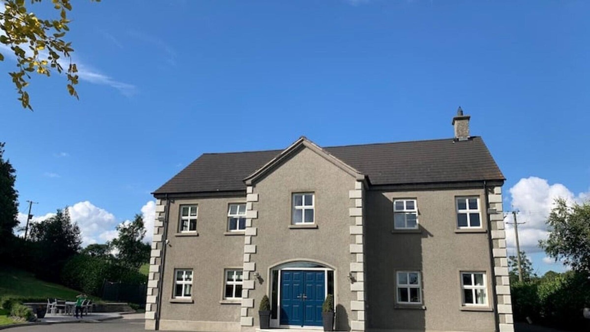 Newry House | Luxury 7 bedroom family home outside Newry