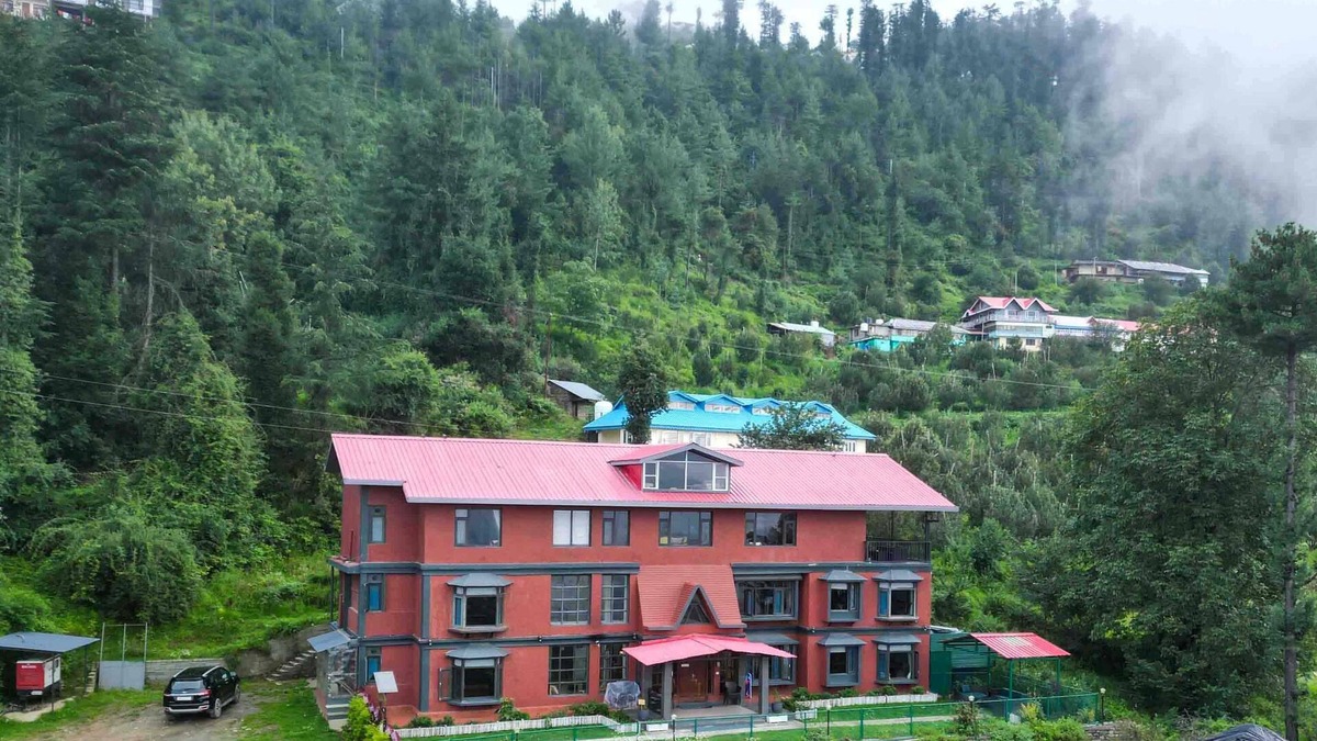 Fagu Villa | Luxury 7 Room Private Villa near Shimla