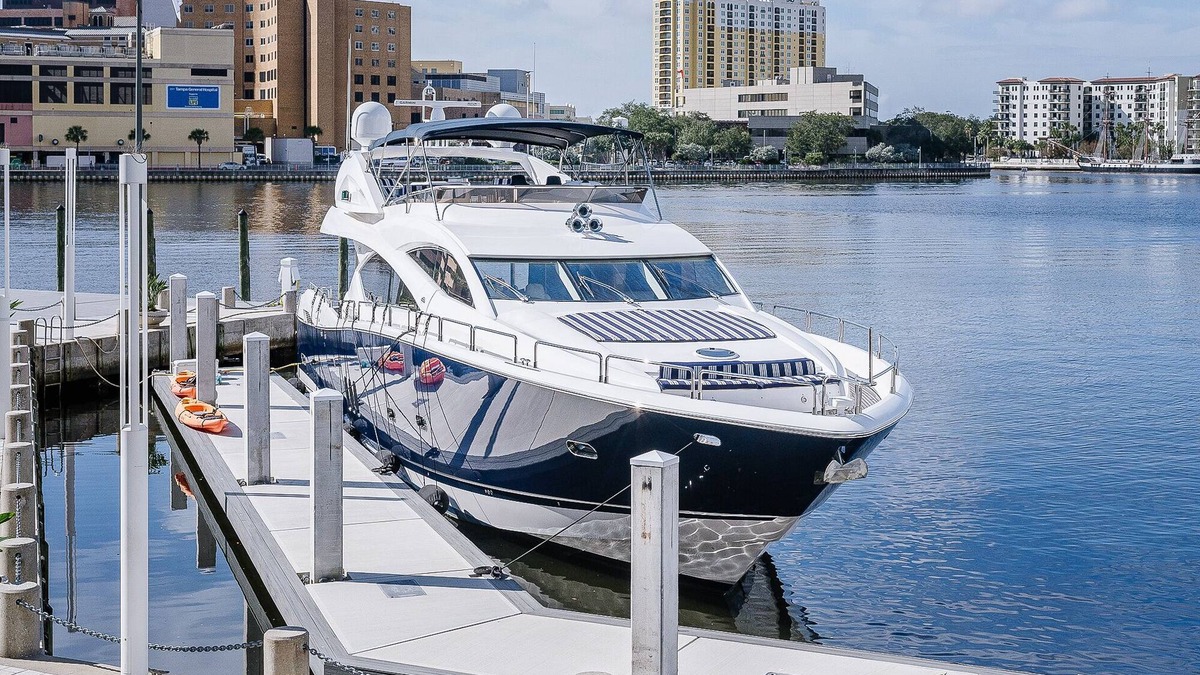 Harbour Island Boat Rental | Luxury 82' Sunseeker Yacht on Harbour Island
