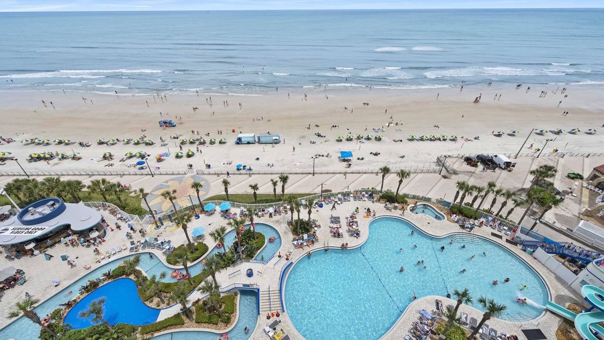 Brush - Stewarts Condo | Luxury 9th Floor 1 BR Condo Direct Oceanfront Daytona Beach