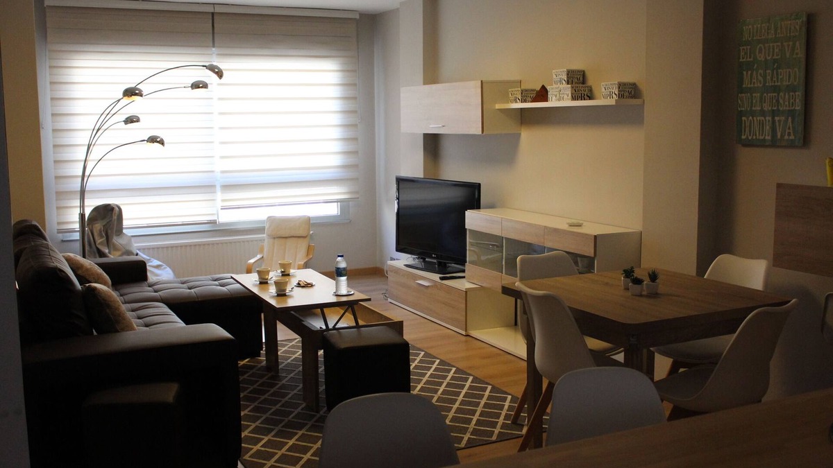 El Ensanche Zona Nuova Condo | Luxury apartment in Avda Rosalía de Castro (Centro) Wifi
