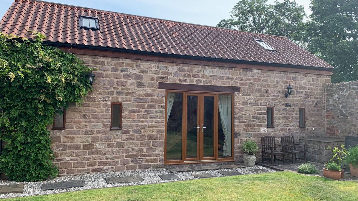 Aston House | Luxury accommodation in the old village of Aston