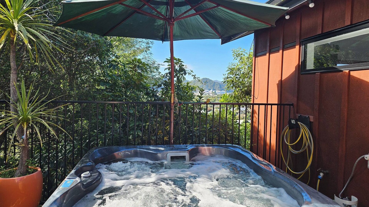 Picton Cottage | Luxury Accommodation in Nature! Pet-Friendly
