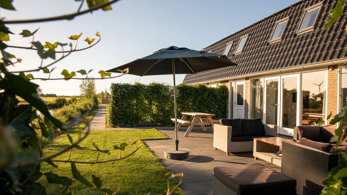 Municipality of Oudewater House | Luxury and spacious holiday home with garden close to the major cities