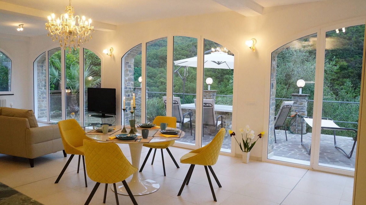 Casanova Lerrone House | Luxury apartment in the olive grove in the hinterland of Alassio/Albenga, carport, Wifi