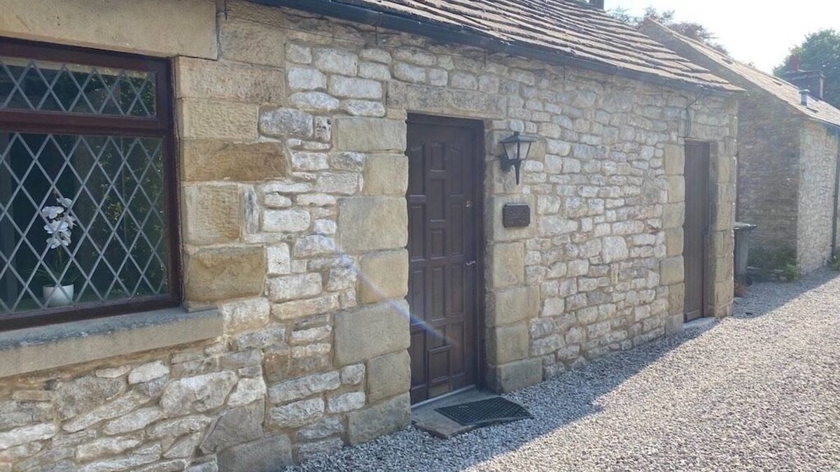 Castleton Apartment | Luxury apartment central Castleton situated a walking distance from Peveril Castle