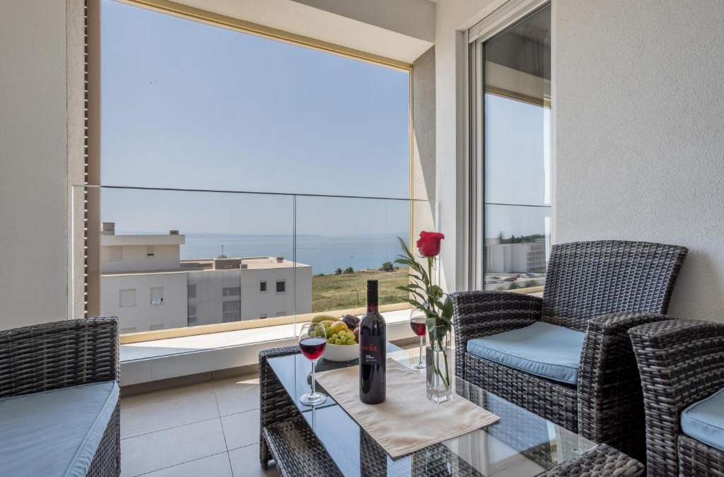 Znjan Apartment | Luxury Apartment "Ema" with sea view & parking
