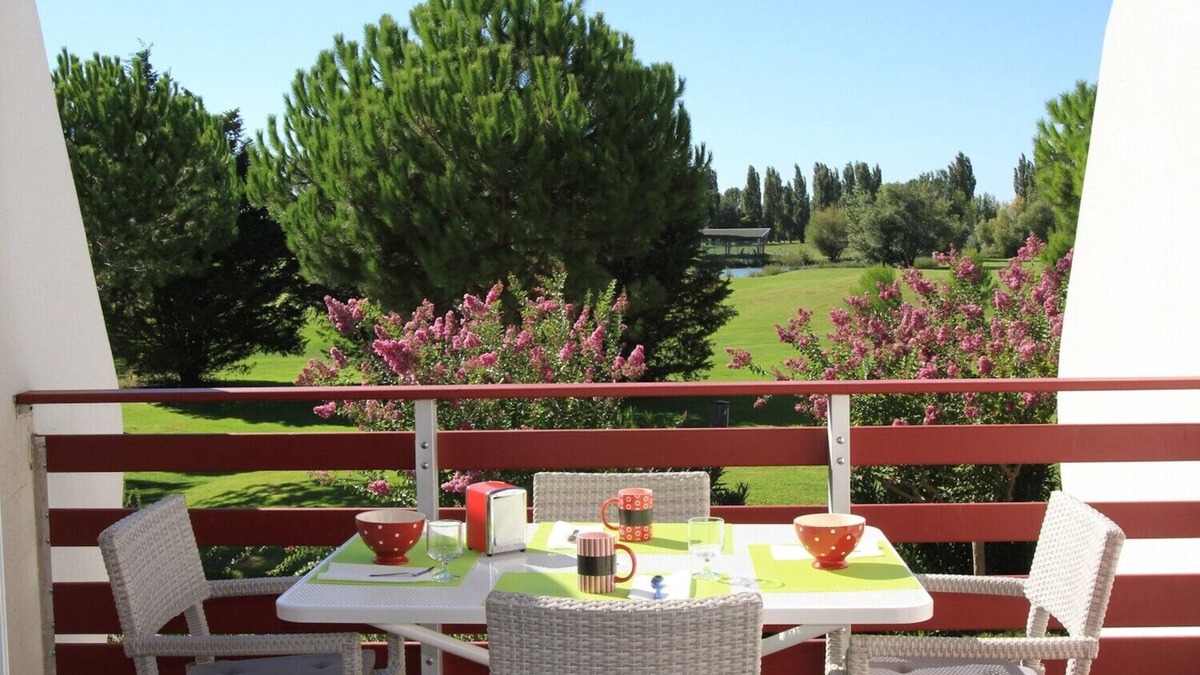 La Grande-Motte Apartment | Luxury apartment 45m2 Golf of La Grande-Motte + private pool + sea