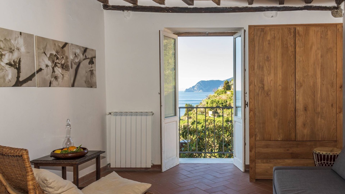 Manarola Apartment | Luxury Apartment Gavone by Arbaspàa in Manarola, with sea view