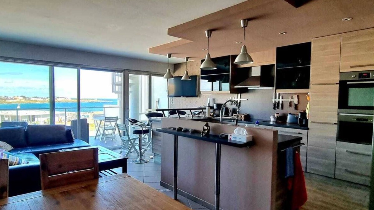 Morbihan Apartment | LUXURY APARTMENT IN 5TH OCEANVIEW BALCONY AND TERRACE DONE