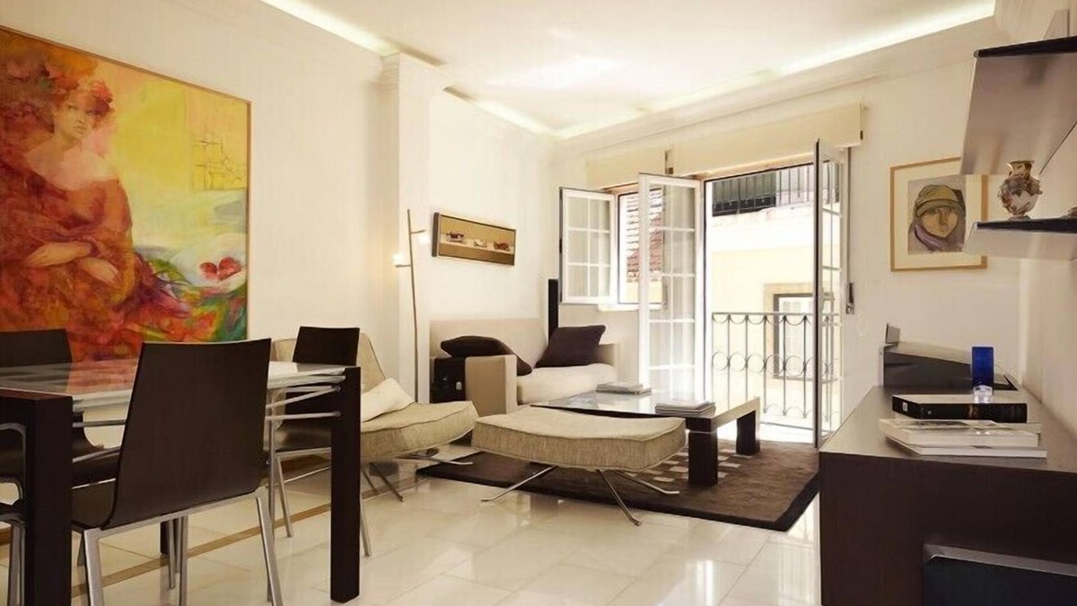 Sacramento Apartment | Luxury apartment in Chiado, the most vibrant Lisbon neighbourhood - Free parking