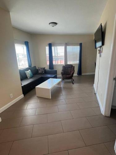 Hoover - Foster Apartment | Luxury apartment in Oakland