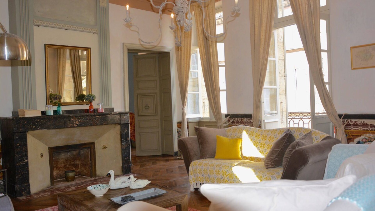 Lectoure Apartment | Luxury apartment in the heart of Lectoure