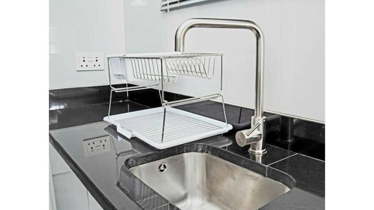 Harare House | Luxury Apartment - In the heart of Avenues!