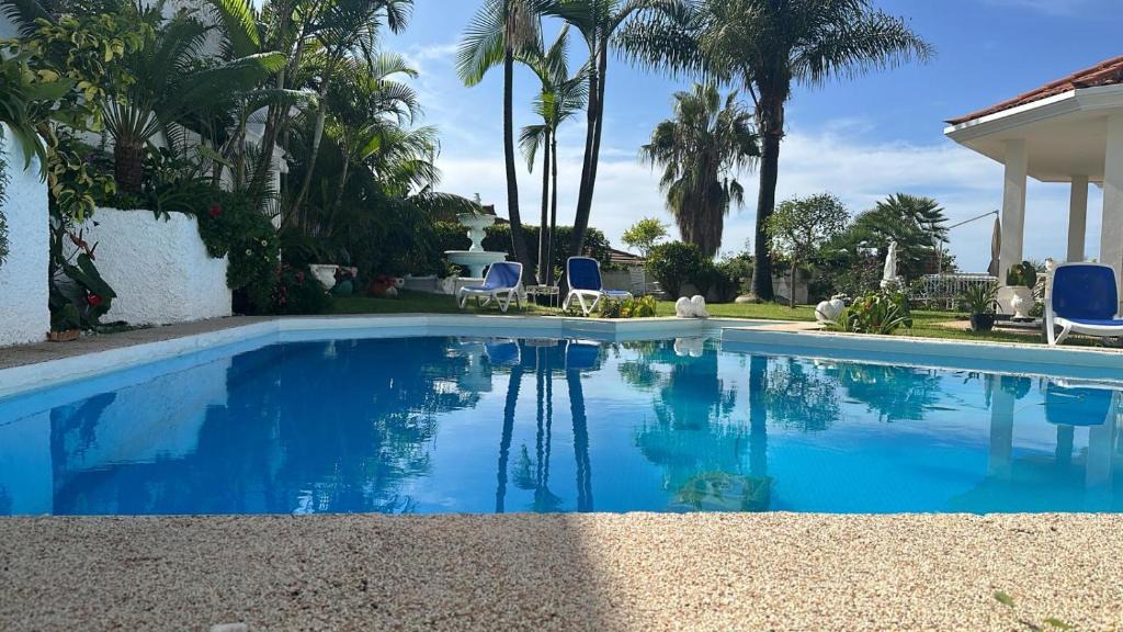 Las Cuevas Villa | Luxury apartment in villa