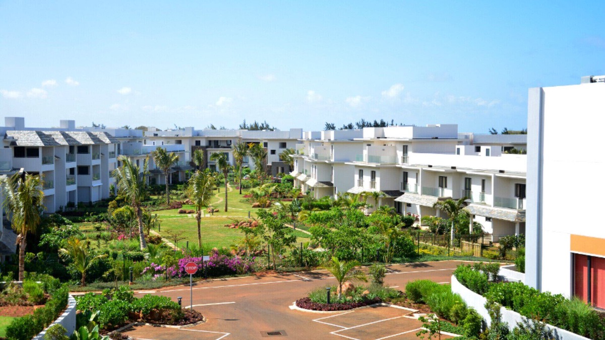 Roches Noires Apartment | Luxury Apartment - Azuri Village - Roches Noires