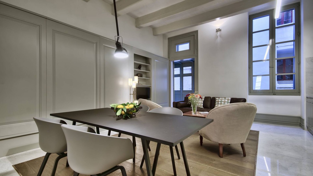Valletta Apartment | Luxury apartment no. 1 in a restored Palazzo, 2 bedrooms & 2 bathrooms - Central
