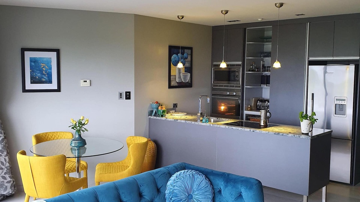 Bowentown Apartment | Luxury Apartment on the Waterfront