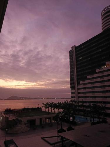 Las Penas House | LUXURY APARTMENT PUERTO SANTA ANA GUAYAQUIL