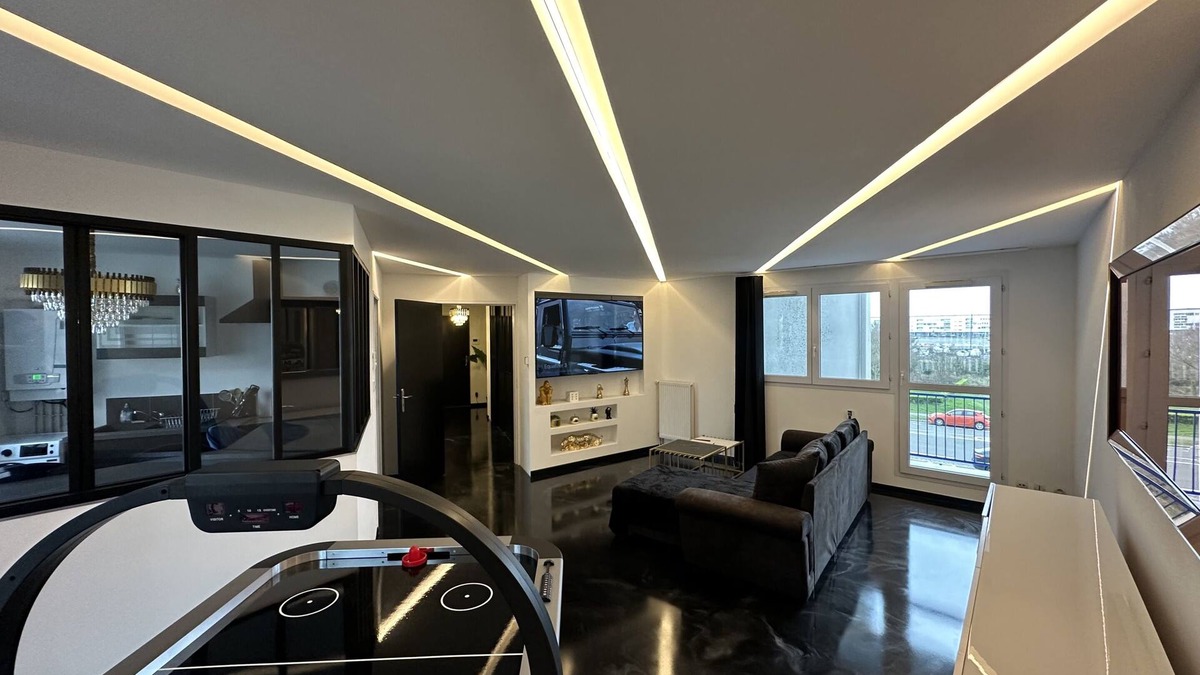Port Apartment | Luxury Apartment - Sea View - Jacuzzi - Balcony